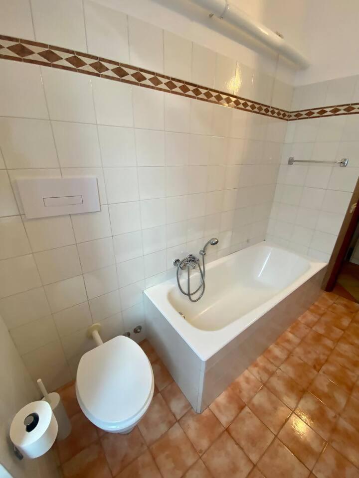 Ferienwohnung La Piccola Gioia 1 Bergamo Exterior foto